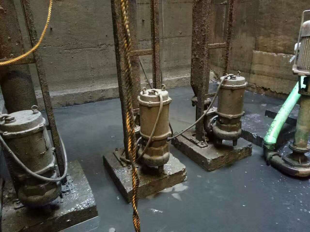 曾都污水池清理